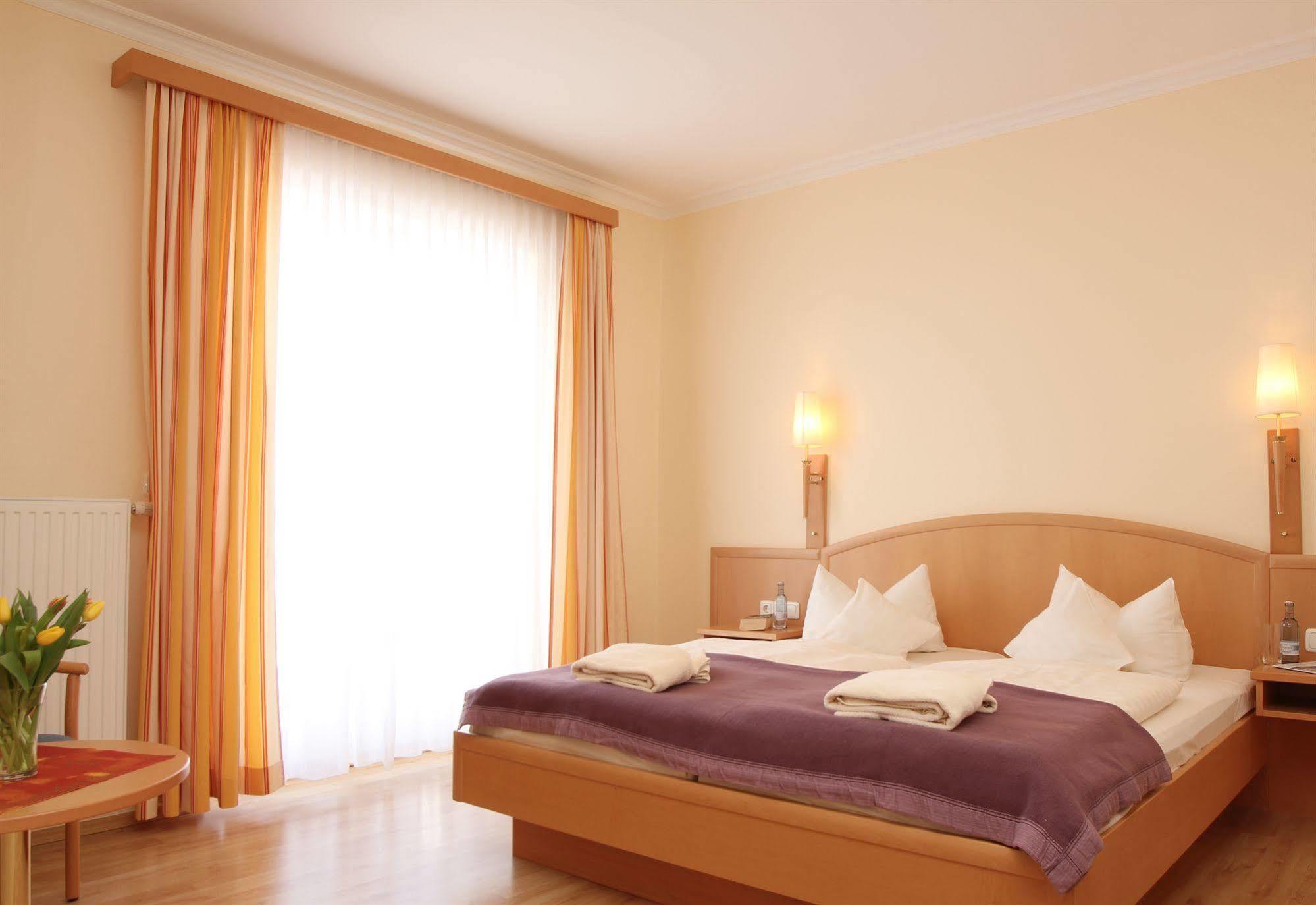 Hotel Garni Arte Vita Heringsdorf  Exterior foto